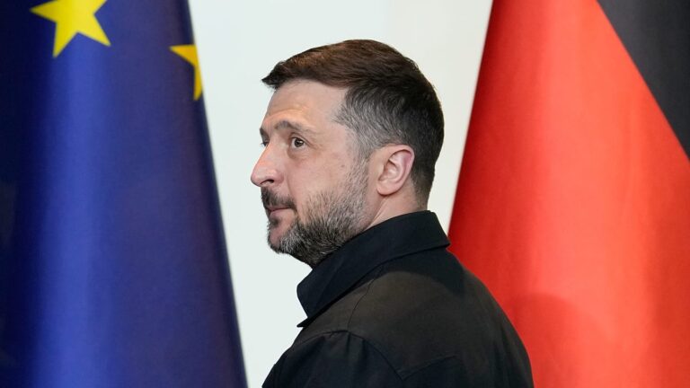 Adhésion à l'UE : Zelensky rejette le statut de membre associé proposé par Merz