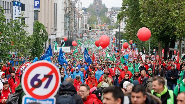 Belgique : entre 40 000 et 70 000 manifestants à Bruxelles contre les réformes du gouvernement De Wever