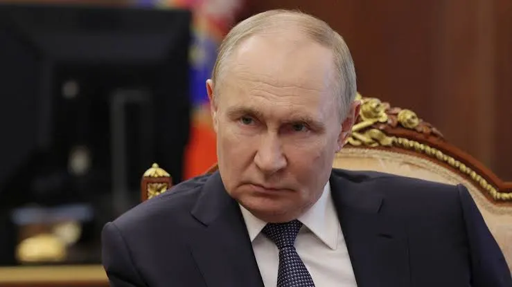 Poutine évoque une possible issue au conflit en Ukraine