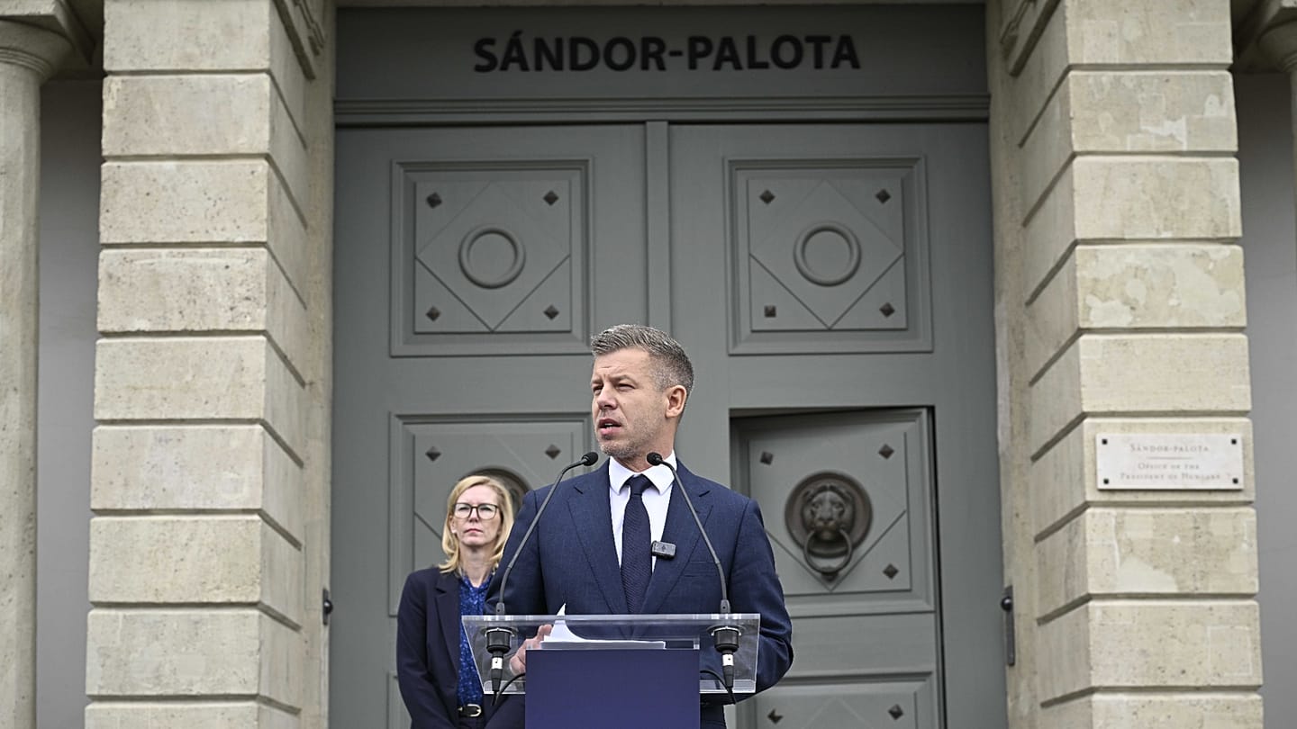 Hongrie : Magyar Péter engage une révision constitutionnelle pour destituer le président Sulyok