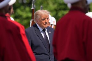 Guerre en Ukraine : Trump affirme que Poutine et Zelensky seraient tous deux prêts à négocier