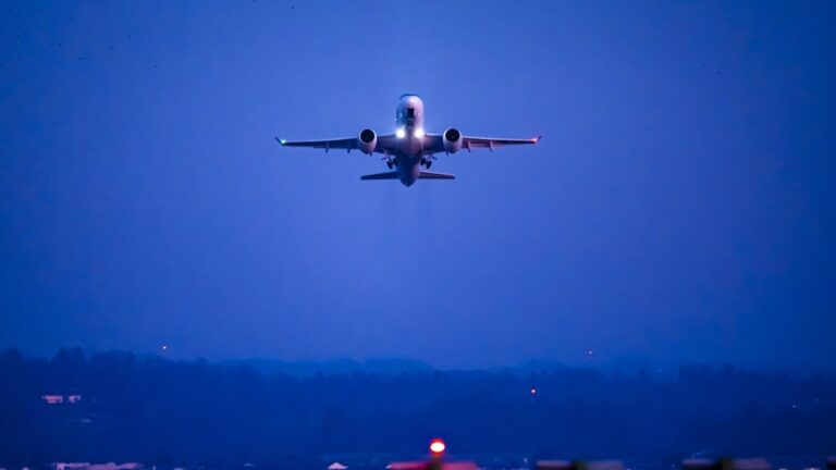 Aéroport de Zurich : le retrait de l'initiative «pour le repos nocturne» divise ses propres promoteurs
