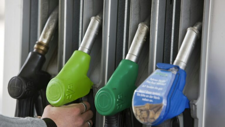 Le diesel franchit un seuil historique en Suisse : anatomie d'une flambée multifactorielle