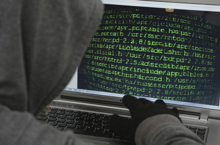Cybersécurité en Suisse : une analyse révèle des failles structurelles dans les accès à distance